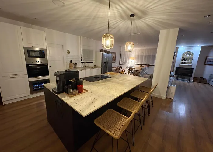 Alboroto Villa Huesca